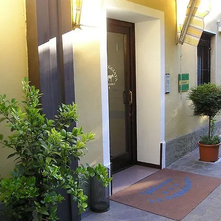 Отель La Passeggiata Дезенцано-дель-Гарда